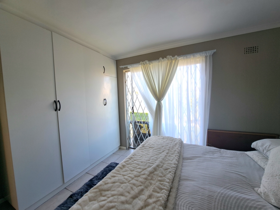 1 Bedroom Property for Sale in Strand North Western Cape